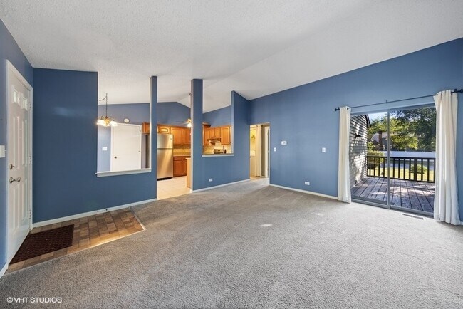 Building Photo - 2108 Navarone Dr