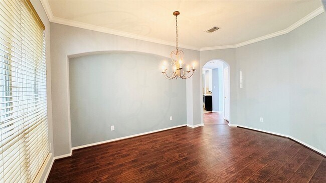 Building Photo - 3218 Oak Cliff Ln