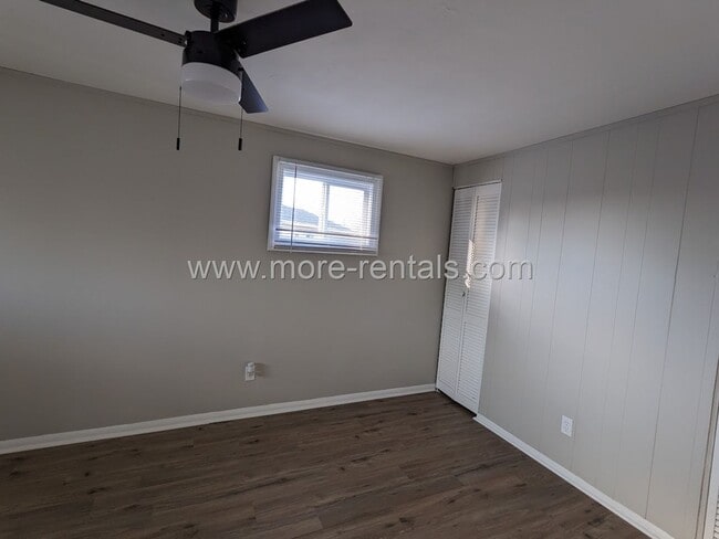 Building Photo - Remodeled Southfield house with large yard