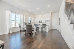 Building Photo - 2518 Plumas Dr