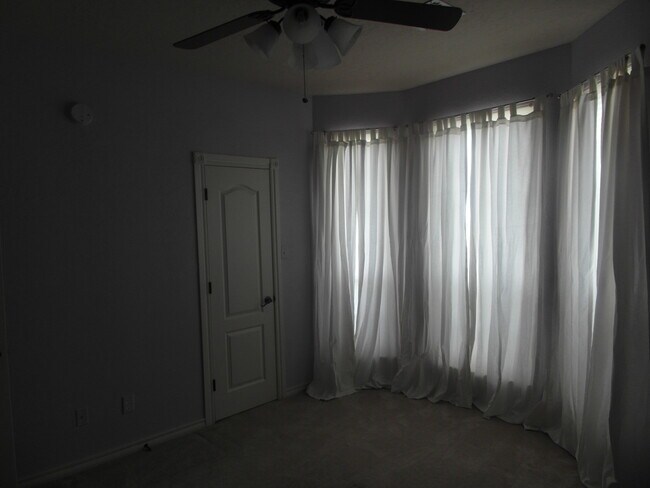 Building Photo - Beautiful Country Home in Cache, OK!!! NO ...