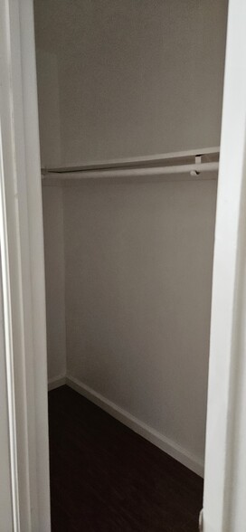 Building Photo - 2612 El Parque Cir