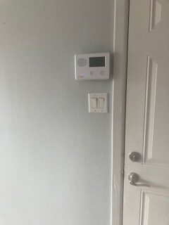 Building Photo - 204 Arroyo Dr