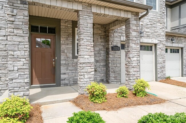 Building Photo - 9320 Glenburn Ln
