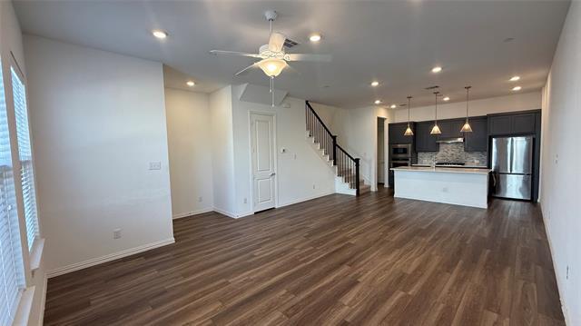 Building Photo - 9939 Hennings St