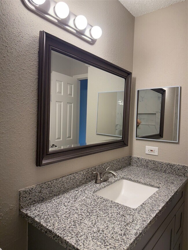 Building Photo - 3610 Bartons Ln