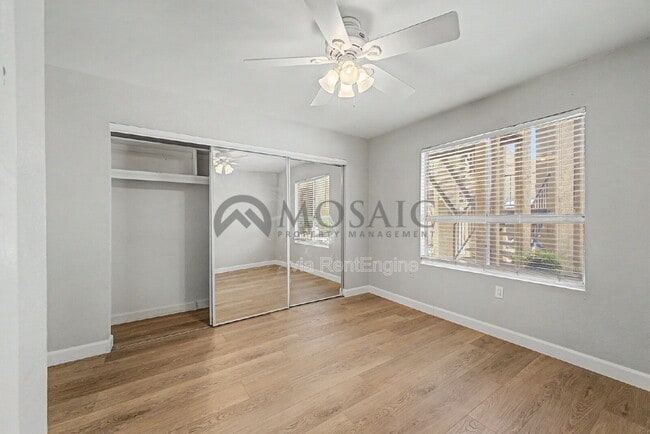 Building Photo - 461 W Holmes Ave
