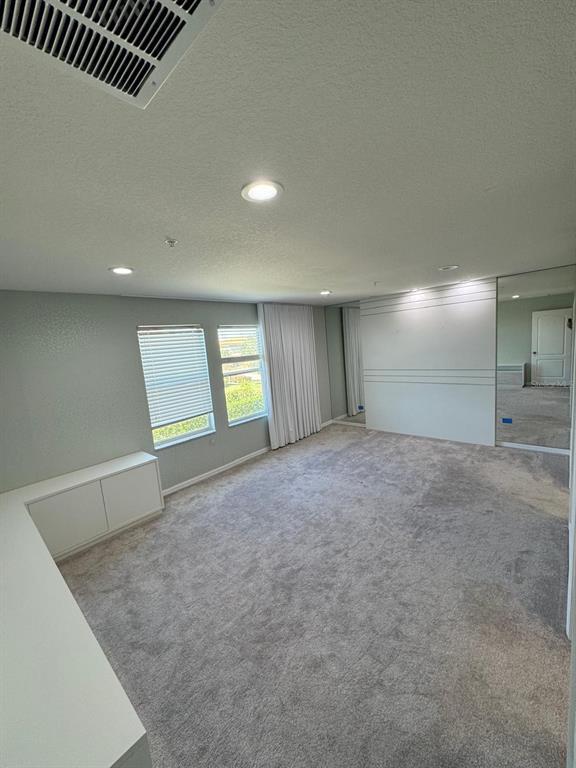 Building Photo - 2091 Bent Grass Ave