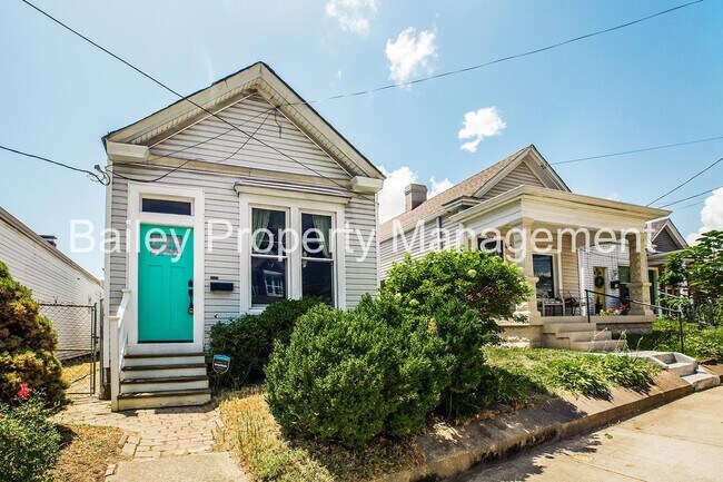 Primary Photo - 1916 S Preston St