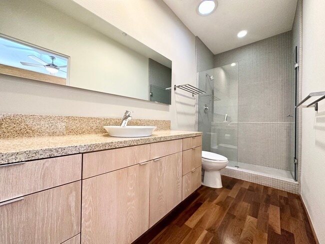 Building Photo - AVAILABLE NOW! 3-bedroom / 3.5 Bathroom Condo with Private Pool & Spa located in 48 & BARISTO!