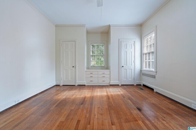 Building Photo - 1404 Morningside Dr
