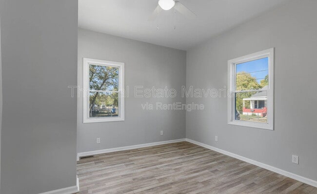 Building Photo - 1810 Jackson St