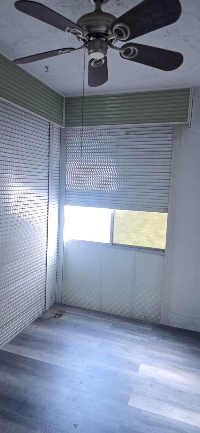 Building Photo - 300 Bonnie Blvd