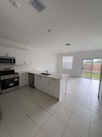 Building Photo - 29240 SW 163rd Ct