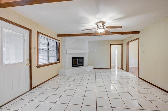 Building Photo - 5403 Clift Haven Dr