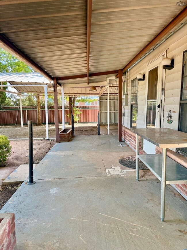 Building Photo - 5768 FM 1206