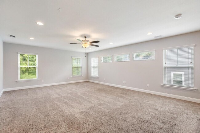 Building Photo - 3809 Ardmore Ln
