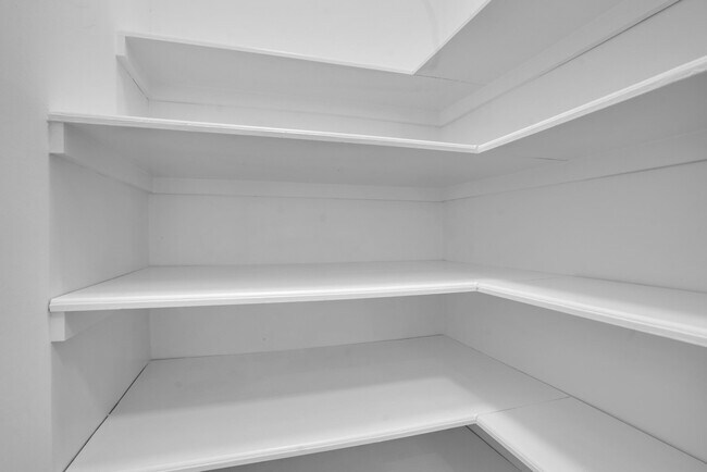 Building Photo - 12411 Exbury Ct
