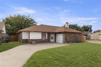 Building Photo - 4626 Larner St