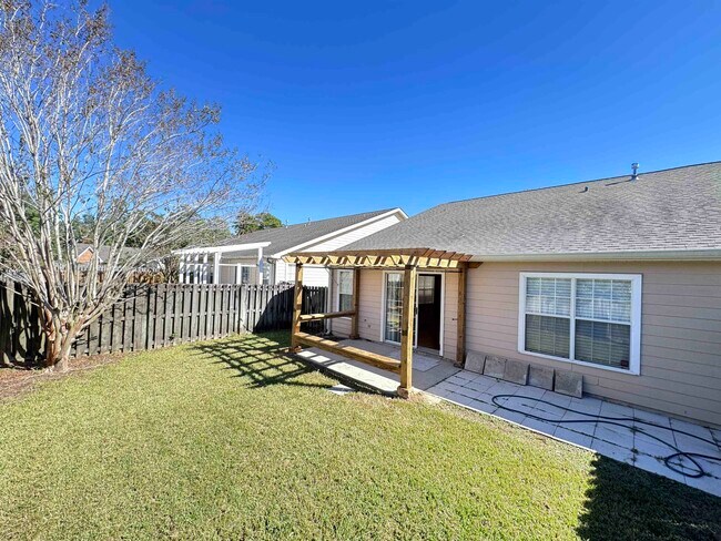 Building Photo - 1125 Mosswood Chase