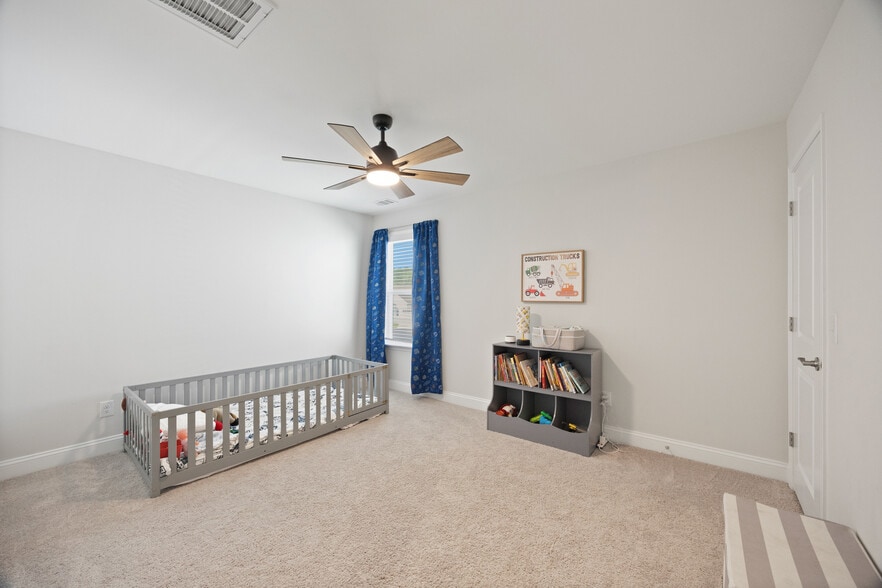 Building Photo - 268 Heron Creek Dr