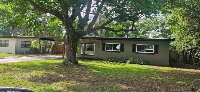 Building Photo - 3307 Anderson Rd