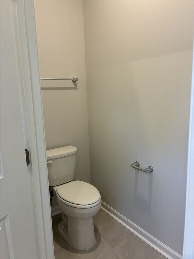 Building Photo - 6619 Japonica Ln