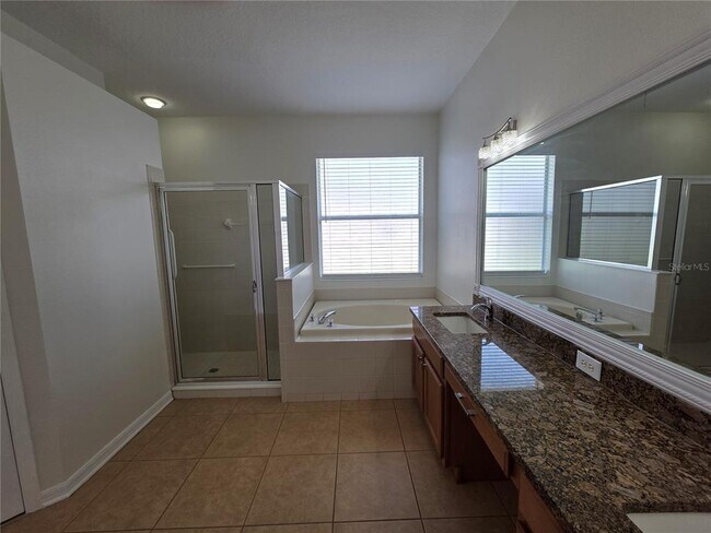 Building Photo - 4732 Mapletree Loop