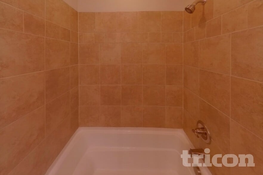 Building Photo - 2151 Cason Ln