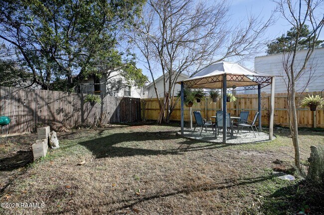 Building Photo - 519 Mudd Ave