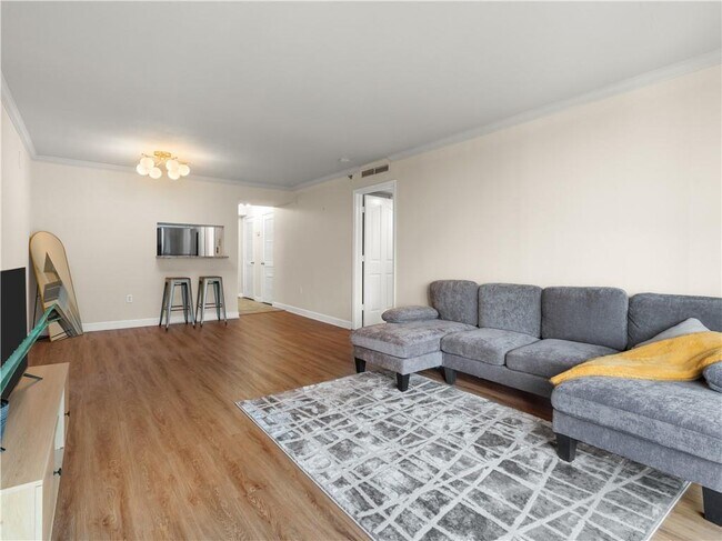 Building Photo - 2870 Pharr Ct S Northwest