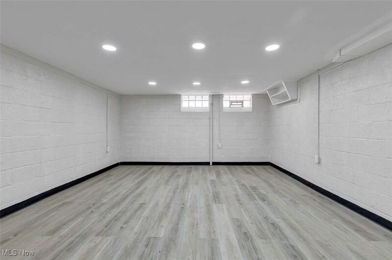 Building Photo - 14205 Kennerdown Ave
