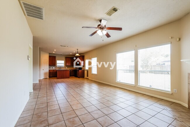 Building Photo - 9022 S Ferndale Pl Dr