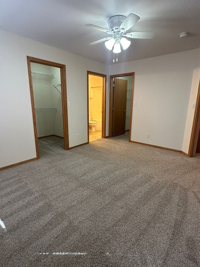 Building Photo - 2519 Bristol Dr