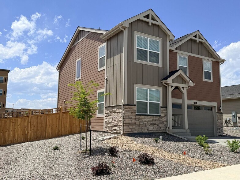 Building Photo - 236 Kobe Ln