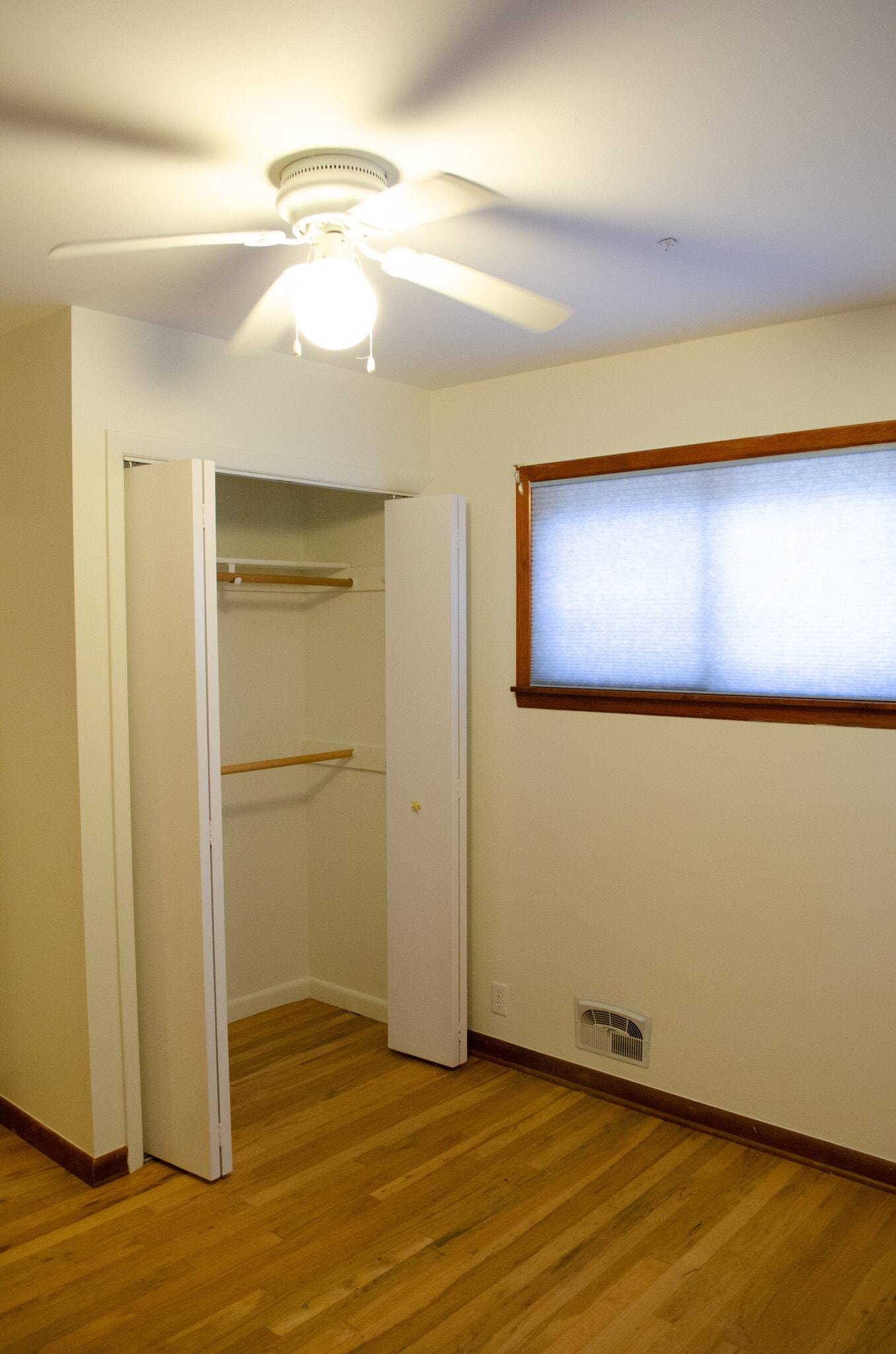 Back Corner Bedroom & Closet - 1314 Grant St