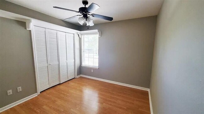 Building Photo - 201 Rio Vista Dr