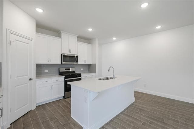 Building Photo - 517 Amenduni Ln