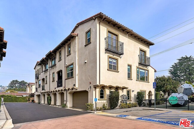 Building Photo - 11842 Nixon Ln