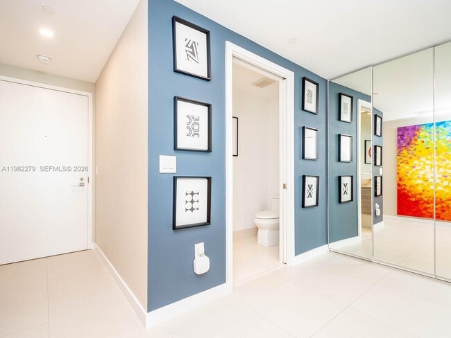 Building Photo - 650 NE 32nd St