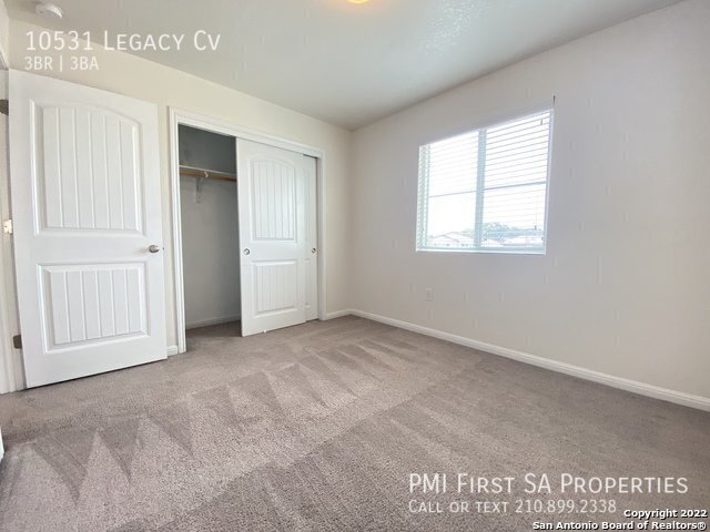 Building Photo - 10531 Legacy Cv