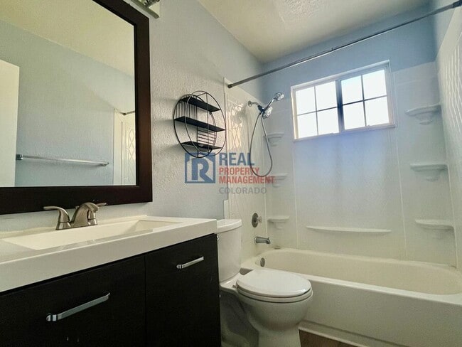 Building Photo - 3485 Rebecca Ln