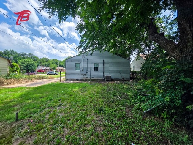 Building Photo - 1153 Windemere Ave