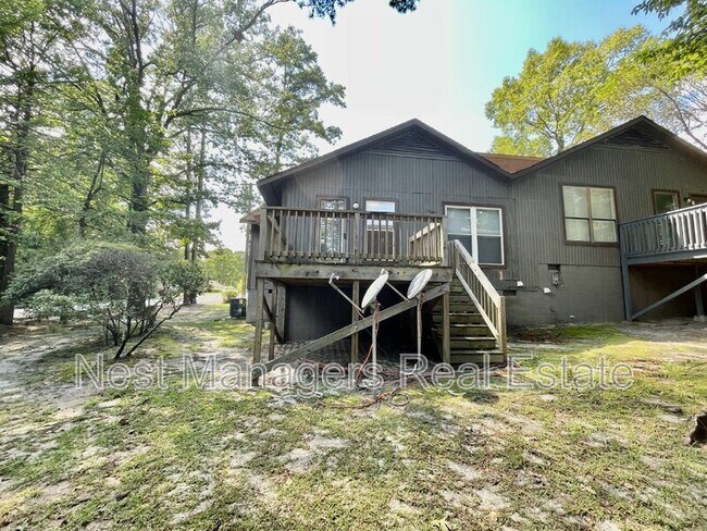 Building Photo - 820A Anarine Rd