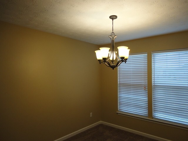 Building Photo - 1441 Scenic River Dr