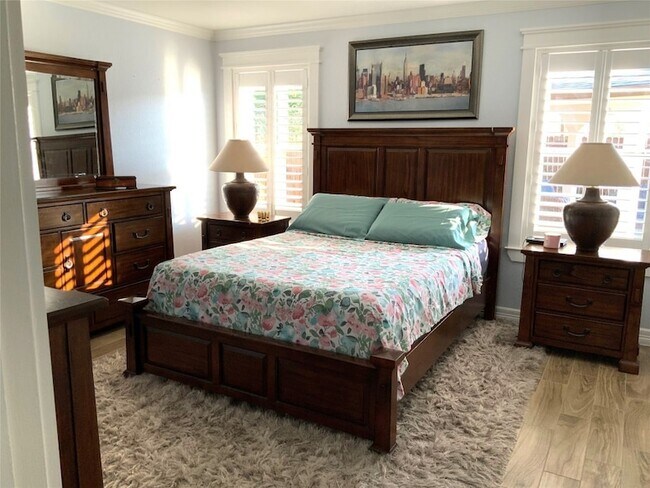 Building Photo - 15506 Red Pine Ridge Way