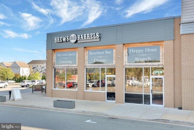 Building Photo - 111 Chevy Chase St