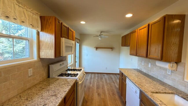 Building Photo - Great Patio Home in Loveland