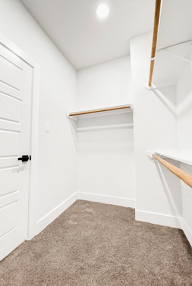 Building Photo - 8131 St Louis St