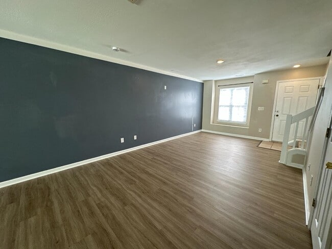 Building Photo - 12346 Hennigan Pl Ln